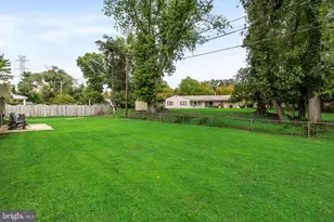 16 Creekview Rd, Willingboro, NJ 08046 - Photo 30