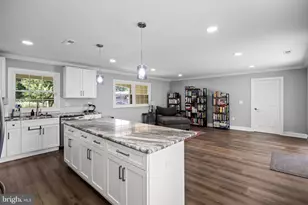 16 Creekview Rd, Willingboro, NJ 08046 - Photo 12