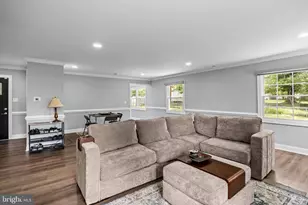 16 Creekview Rd, Willingboro, NJ 08046 - Photo 8