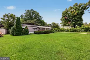 511 Wrightstown Sykesville Rd, Wrightstown, NJ 08562 - Photo 2