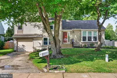 9 Camelia Lane, Mount Laurel, NJ 08054 - Photo 2