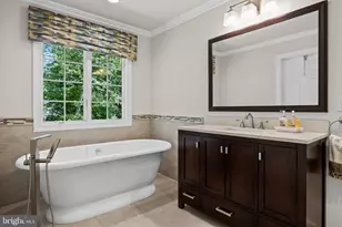 1 Lucas Ct, Mount Laurel, NJ 08054 - Photo 30
