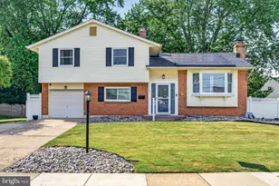 19 Charter Oak Ln, Marlton, NJ 08053 - Photo 1