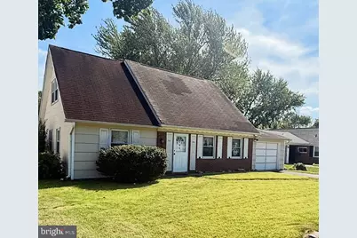 536 Charleston Road, Willingboro, NJ 08046 - Photo 2