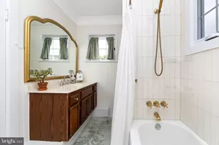 303 Van Sciver St, Beverly, NJ 08010 - Photo 26
