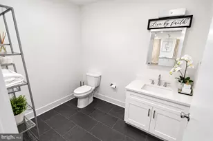 211 E Union St, Burlington, NJ 08016 - Photo 6