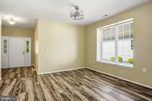 55 Warwick Way, Southampton, NJ 08088 - Photo 8