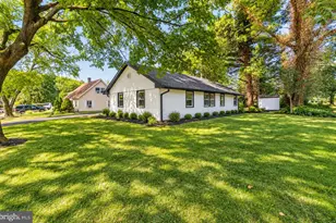 2 Bonnie Ln, Willingborough, NJ 08046 - Photo 4