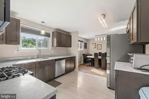 1 Longwood Dr, Burlington, NJ 08016 - Photo 8