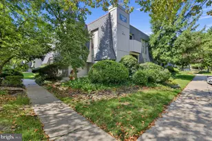 25 S Church Rd, Maple Shade, NJ 08052 - Photo 2