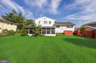32 Suburban, Delran, NJ 08075 - Photo 4