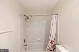 8607 Normandy Dr, Mount Laurel, NJ 08054 - Photo 32