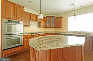 7 Dudley Dr, Burlington Township, NJ 08016 - Photo 16