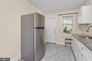 1 Amboy Ave, Florence, NJ 08554 - Photo 12