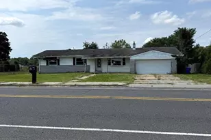 476 Wrightstown Sykesville Rd, Wrightstown, NJ 08562 - Photo 2