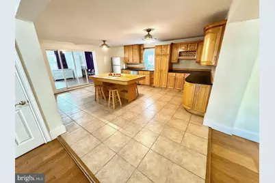4517 Route 130 S, Burlington, NJ 08016 - Photo 4