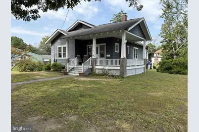 201 W Franklin Avenue, Edgewater Park, NJ 08010 - Photo 2