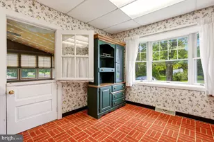 201 W Franklin Ave, Edgewater Park, NJ 08010 - Photo 10