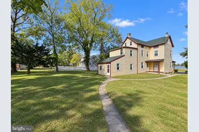 310 Front Street, Beverly, NJ 08010 - Photo 4