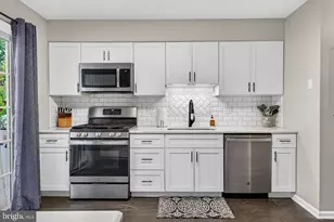 2404 Delancey Way, Marlton, NJ 08053 - Photo 18