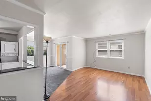 10 Florence Tollgate Pl, Florence, NJ 08518 - Photo 6