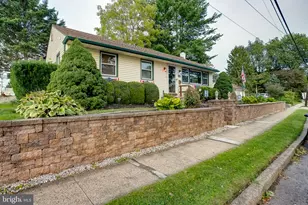201 S Maple Ave, Maple Shade, NJ 08052 - Photo 2