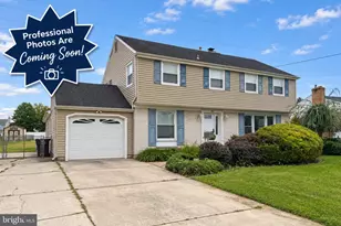 818 Hilltop Rd, Cinnaminson, NJ 08077 - Photo 1