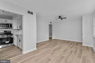 31 Farnsworth Ave, Maple Shade, NJ 08052 - Photo 8