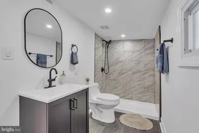 211 York Street, Burlington, NJ 08016 - Photo 12