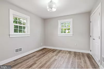 45 E 5th Street, Florence, NJ 08518 - Photo 8