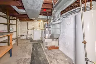 1001 W 5th Street W, Florence, NJ 08518 - Photo 26