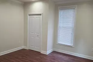 123 E Main St, Wrightstown, NJ 08562 - Photo 14