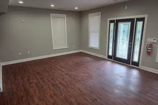 123 E Main St, Wrightstown, NJ 08562 - Photo 8
