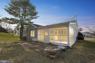 19 Stamford Pl, Southampton, NJ 08088 - Photo 34