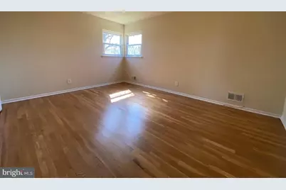 902 Woodlane Road, Mount Holly, NJ 08060 - Photo 8