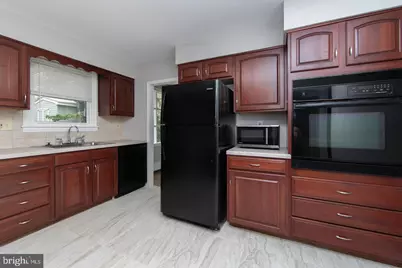 37 Woodbine Avenue, Maple Shade, NJ 08052 - Photo 14