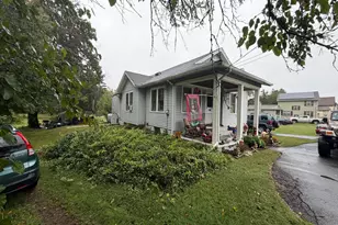 2012 Beverly Rd, Burlington, NJ 08016 - Photo 2
