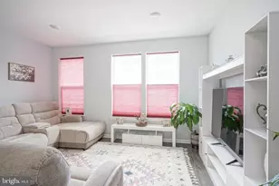 60 Autumn Park Dr, Medford, NJ 08055 - Photo 8