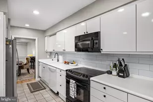 633 E Main St, Moorestown, NJ 08057 - Photo 4