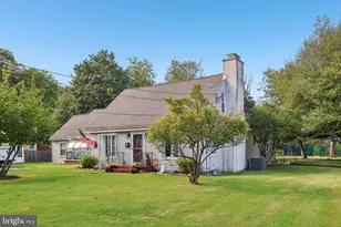 437 Summer Ave, Edgewater Park, NJ 08010 - Photo 4