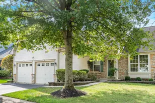 52 Morning Glory Dr, Marlton, NJ 08053 - Photo 2