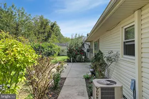 119 Country Club Rd, Willingboro, NJ 08046 - Photo 32