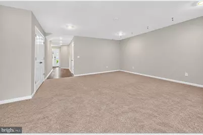 70 Rome Way, Mount Laurel, NJ 08054 - Photo 4