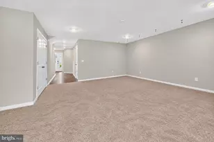 70 Rome Wy, Mount Laurel, NJ 08054 - Photo 4