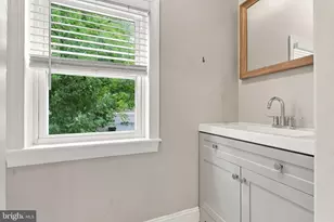 142 Snyder Pl, Moorestown, NJ 08057 - Photo 16
