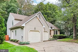 149 Hooton Rd, Mount Laurel, NJ 08054 - Photo 2