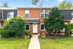 1078 Harbour Dr, Palmyra, NJ 08065 - Photo 1
