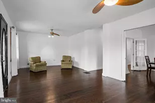 172 E Delaware Ave, Florence, NJ 08518 - Photo 4