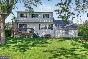 22 Abington Ave, Marlton, NJ 08053 - Photo 4