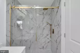 10 Larkin Rd, Burlington, NJ 08016 - Photo 28